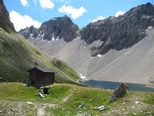 Bivacco Bonelli (2.330 m)
